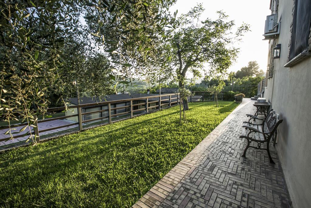 Agriturismo Col Morino Panzió Pineto Kültér fotó