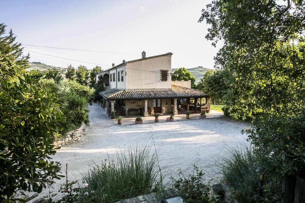 Agriturismo Col Morino Panzió Pineto Kültér fotó